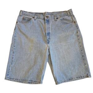 Vintage 90s Levis 550 Orange Tab Relaxed Fit Light Wash Denim Shorts 40
